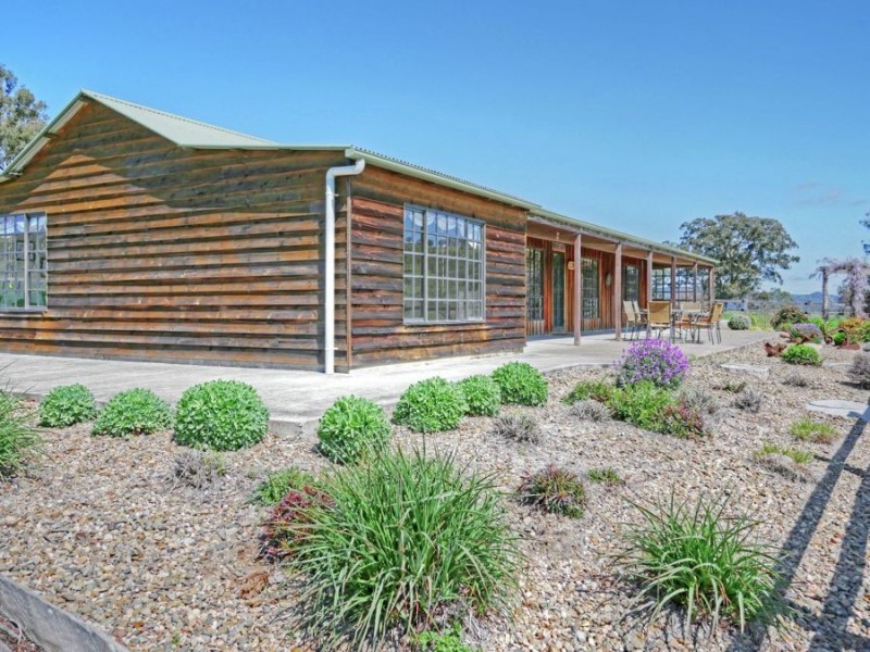 603 Snakes Valley Road, Tenterfield NSW 2372