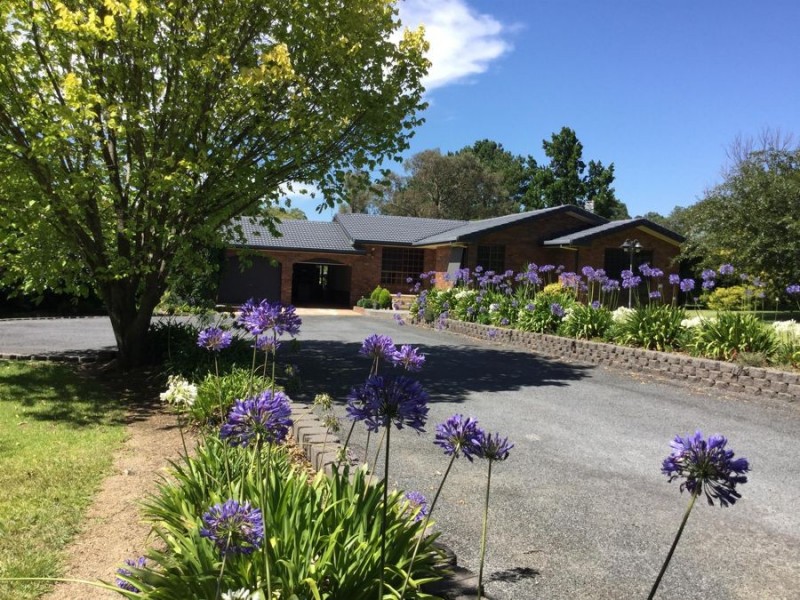 6 Casino Road, Tenterfield NSW 2372
