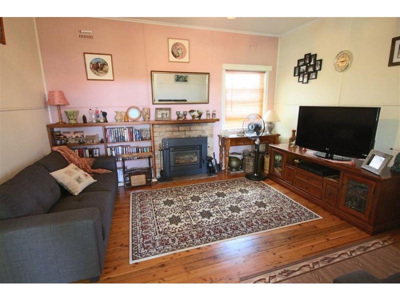 119 Wood Street, Tenterfield NSW 2372