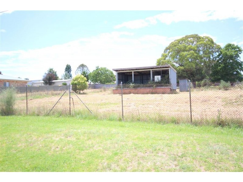 35 Scott Street, Tenterfield NSW 2372
