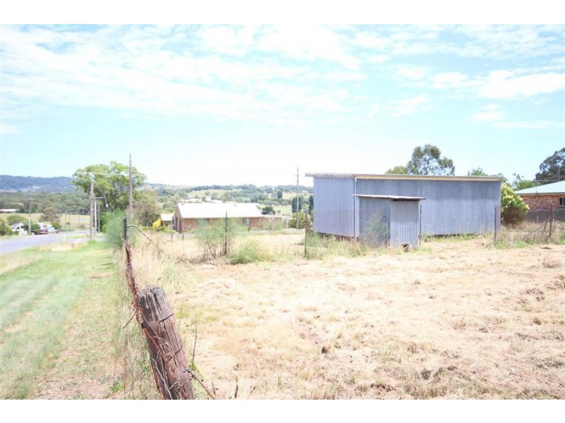 35 Scott Street, Tenterfield NSW 2372