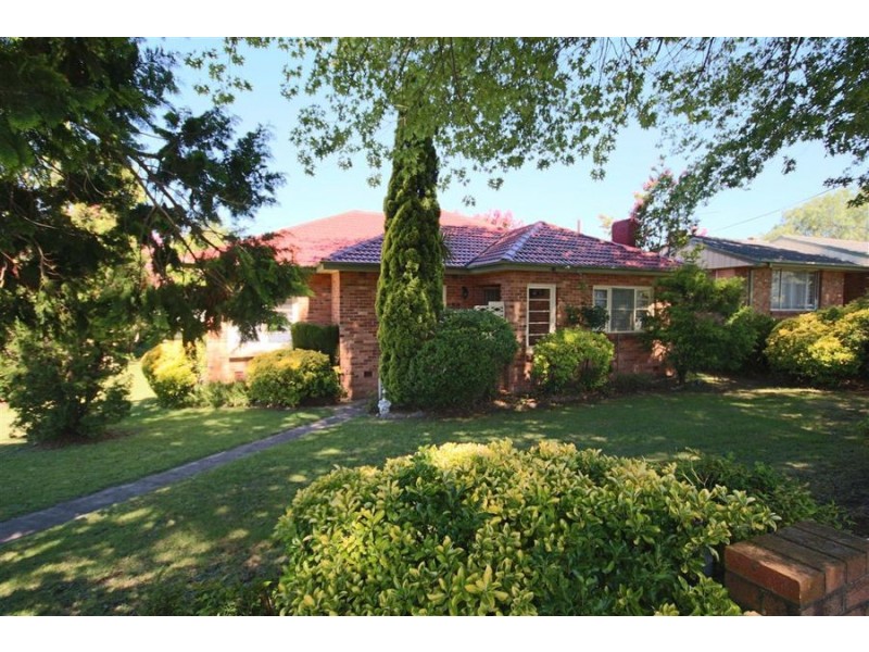 161 Logan Street, Tenterfield NSW 2372