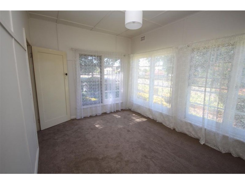 161 Logan Street, Tenterfield NSW 2372
