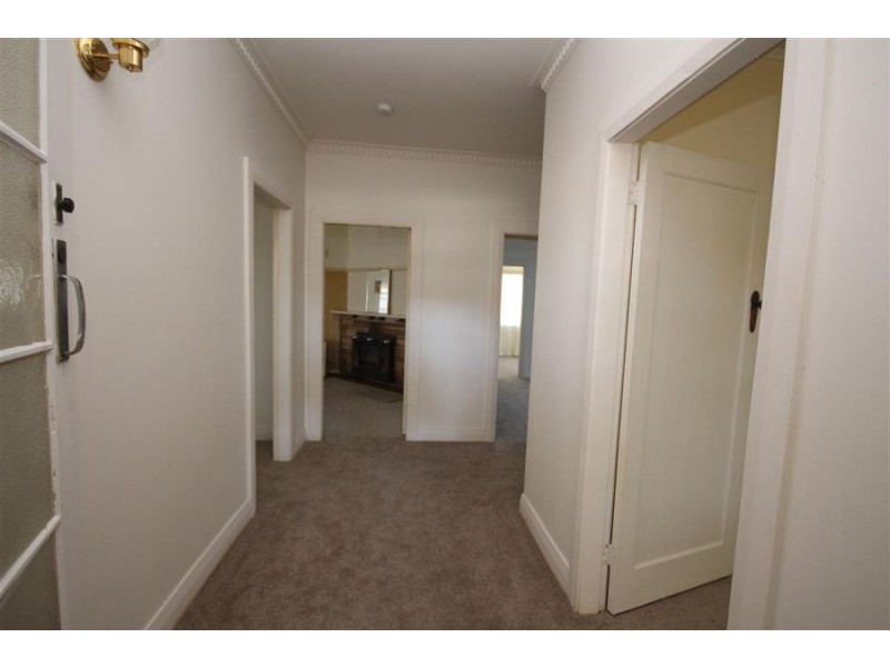 161 Logan Street, Tenterfield NSW 2372