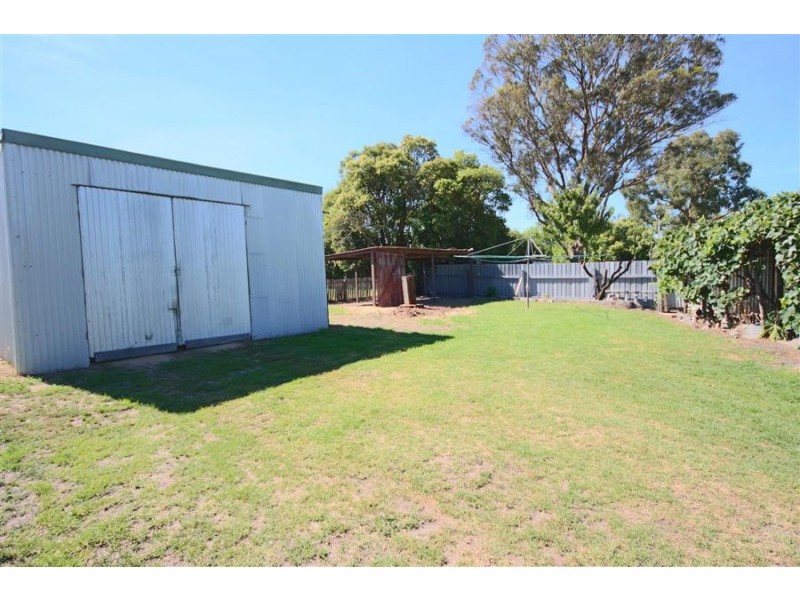 97 Scott Street, Tenterfield NSW 2372