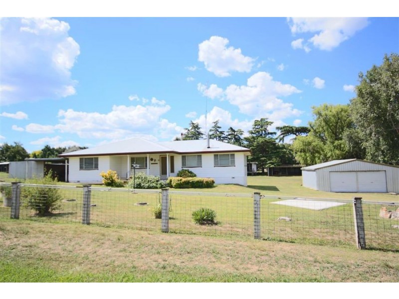 126 Cowper Street, Tenterfield NSW 2372