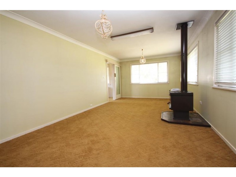 126 Cowper Street, Tenterfield NSW 2372