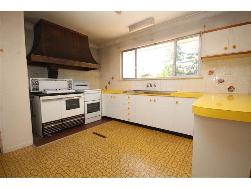 126 Cowper Street, Tenterfield NSW 2372