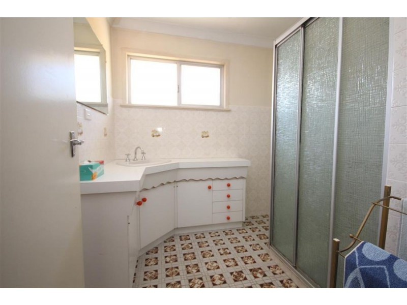 126 Cowper Street, Tenterfield NSW 2372