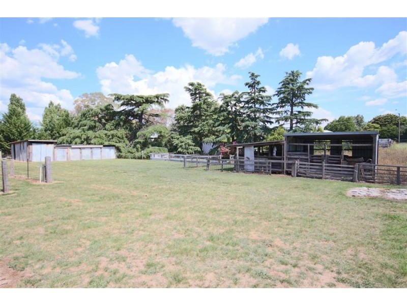 126 Cowper Street, Tenterfield NSW 2372