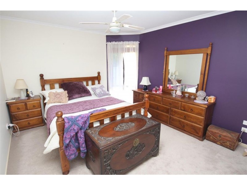 54 East Street, Tenterfield NSW 2372