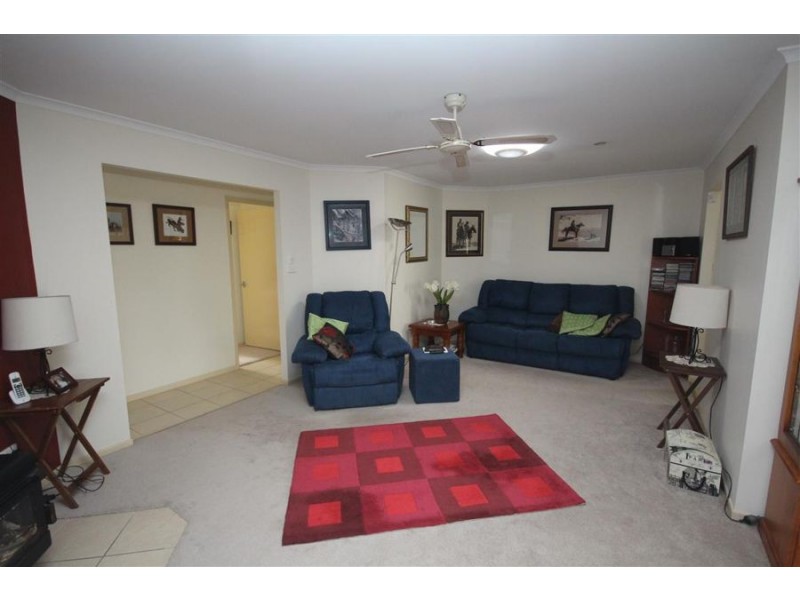 54 East Street, Tenterfield NSW 2372