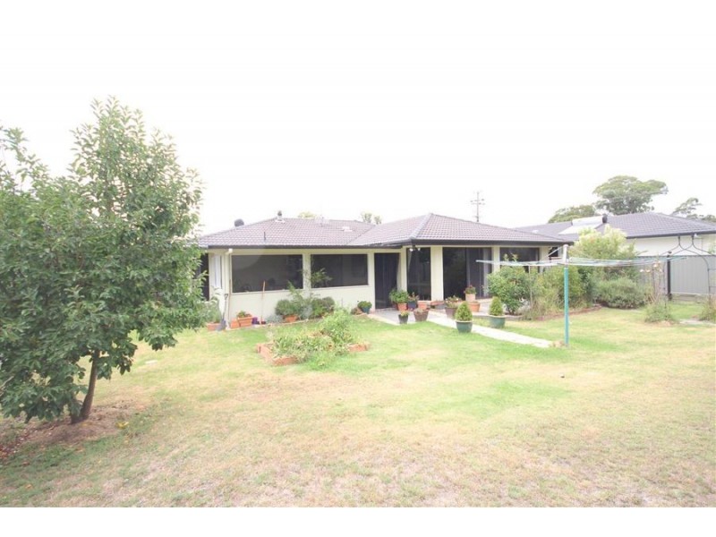 54 East Street, Tenterfield NSW 2372