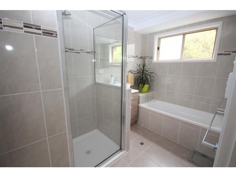 18 Naas Street, Tenterfield NSW 2372