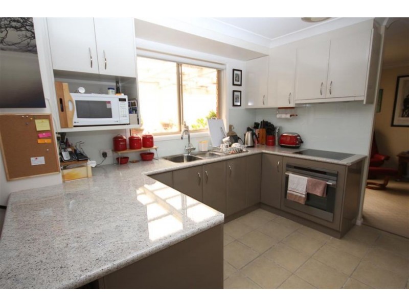 18 Naas Street, Tenterfield NSW 2372