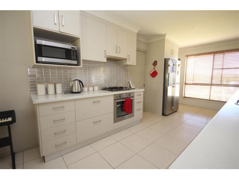 44 Riley Street, Tenterfield NSW 2372