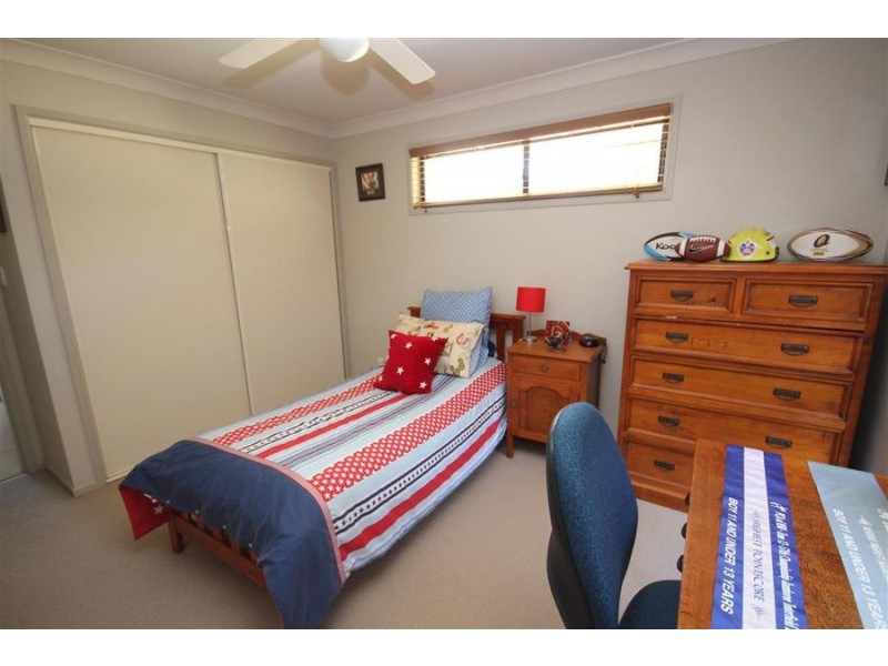 44 Riley Street, Tenterfield NSW 2372