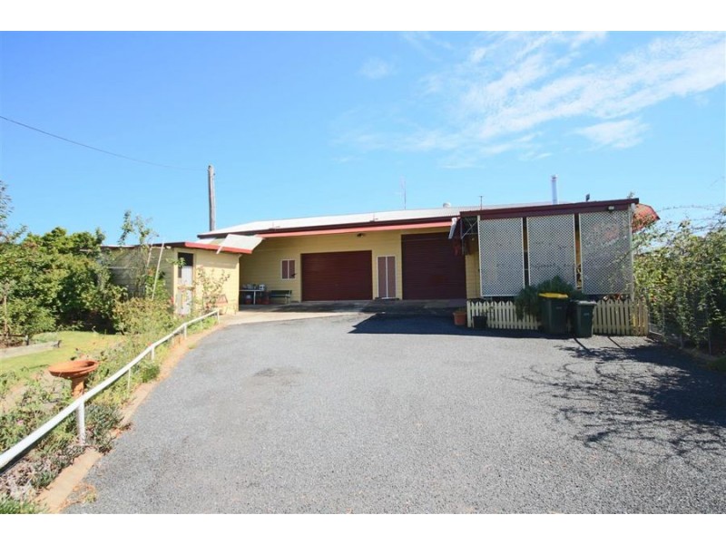 32 High Street, Tenterfield NSW 2372