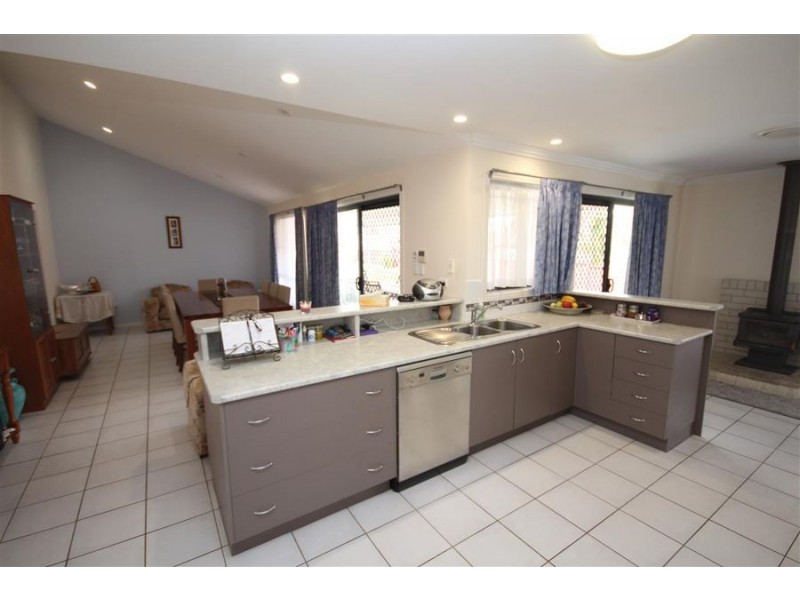 40 Railway Street, Tenterfield NSW 2372