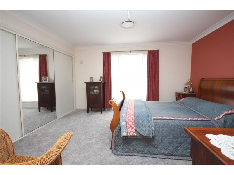 40 Railway Street, Tenterfield NSW 2372