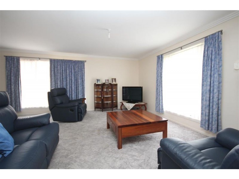 40 Railway Street, Tenterfield NSW 2372