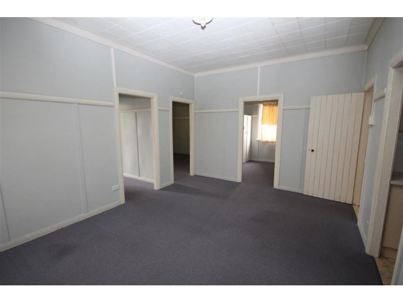 13 High Street, Tenterfield NSW 2372