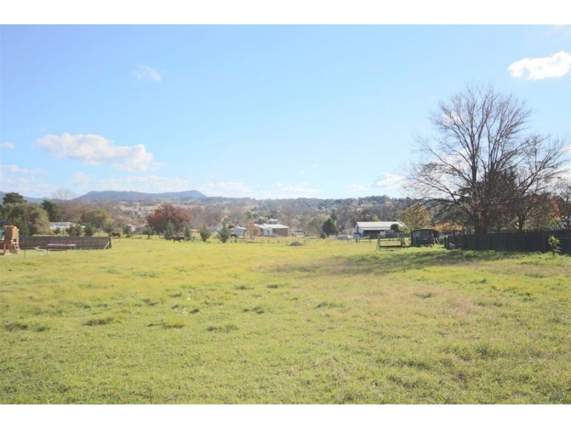 118-120 Wood Street, Tenterfield NSW 2372