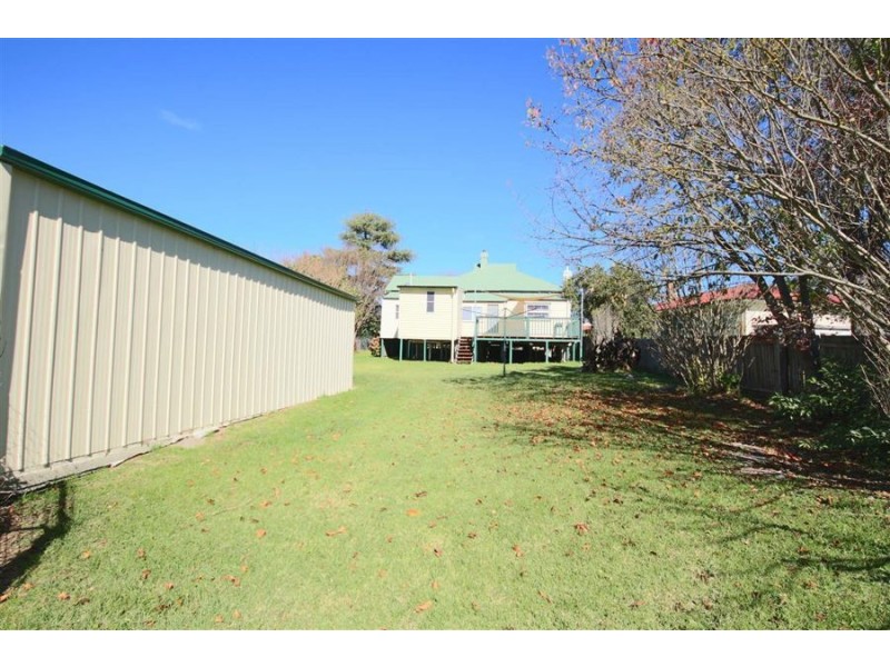 38 Molesworth Street, Tenterfield NSW 2372