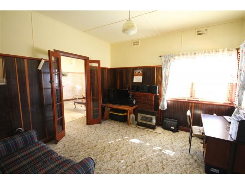 59 High Street, Tenterfield NSW 2372