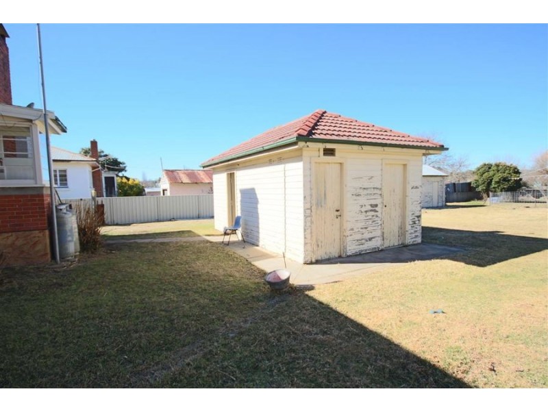 59 High Street, Tenterfield NSW 2372