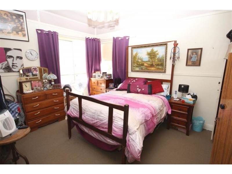 36 Railway Avenue, Tenterfield NSW 2372