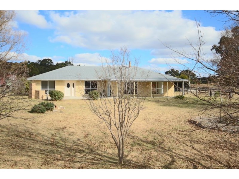 2 Wades Road, Tenterfield NSW 2372