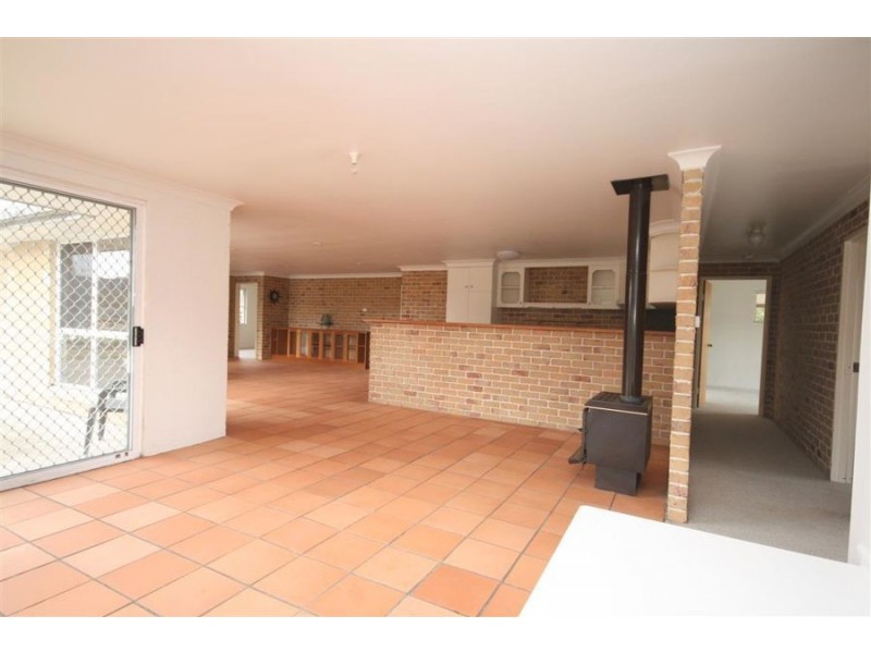 2 Wades Road, Tenterfield NSW 2372