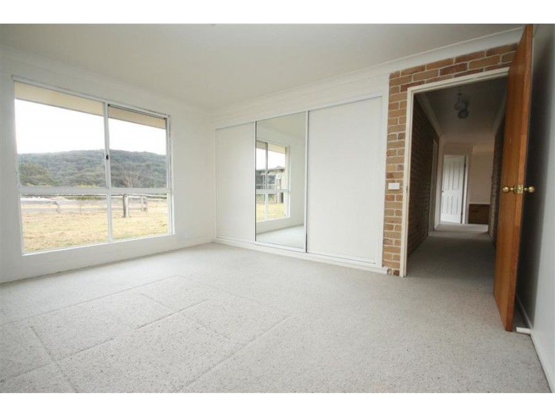 2 Wades Road, Tenterfield NSW 2372