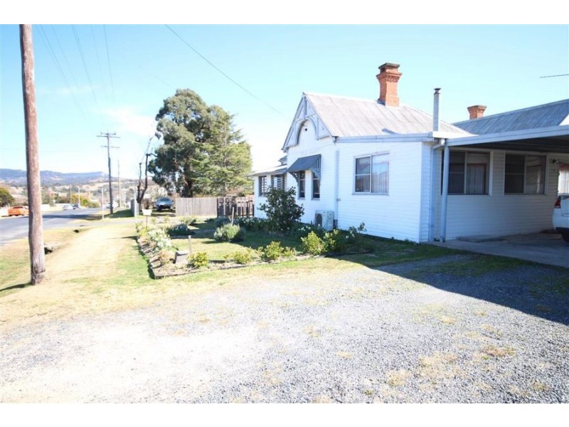 116 Miles Street, Tenterfield NSW 2372