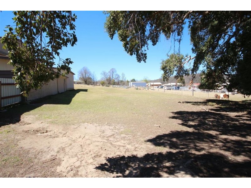 109 Wood Street, Tenterfield NSW 2372