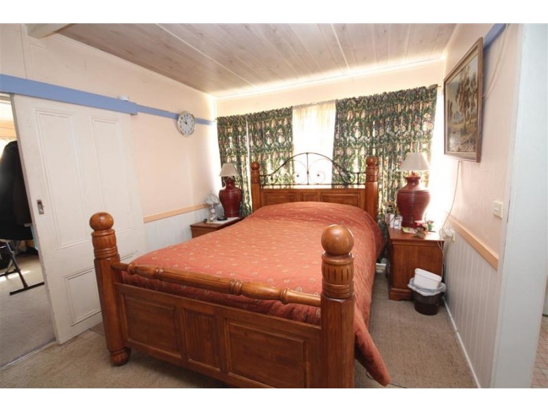 87 Martin Street, Tenterfield NSW 2372