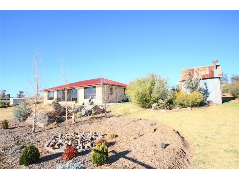 25 Millers Lane, Tenterfield NSW 2372
