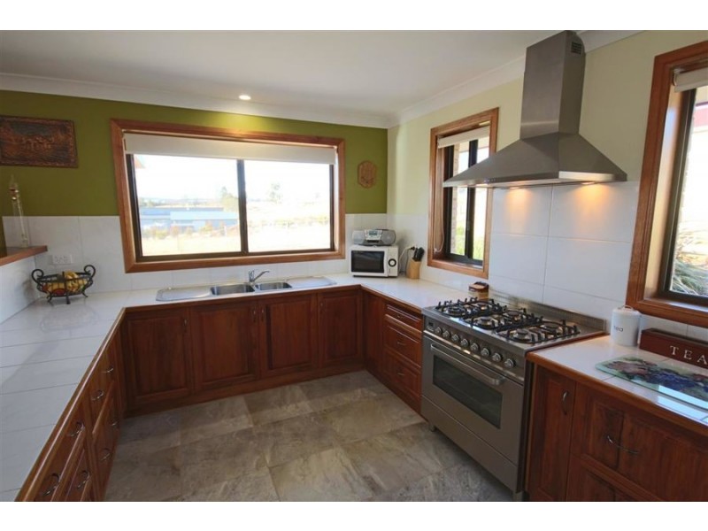 25 Millers Lane, Tenterfield NSW 2372