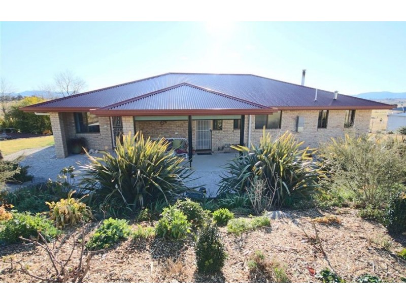 25 Millers Lane, Tenterfield NSW 2372