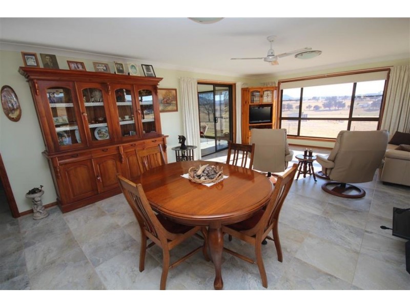 25 Millers Lane, Tenterfield NSW 2372