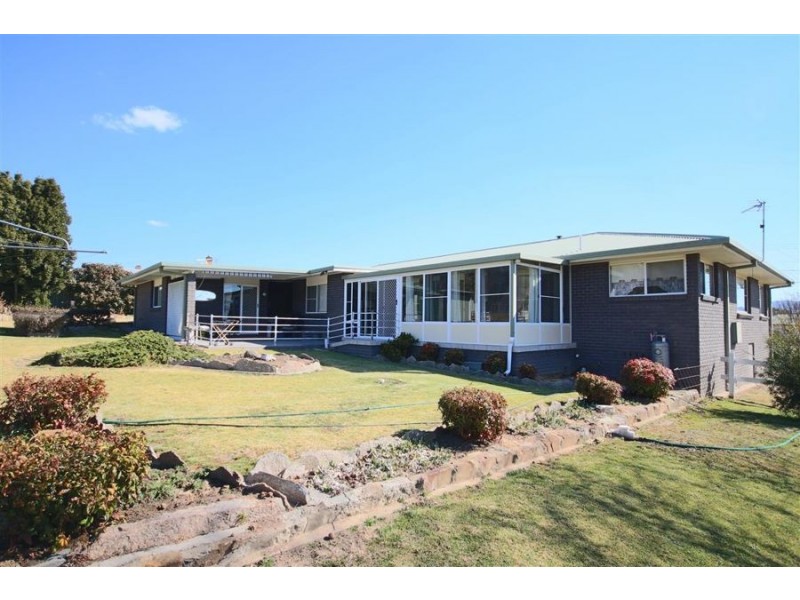 7 Logan Street, Tenterfield NSW 2372