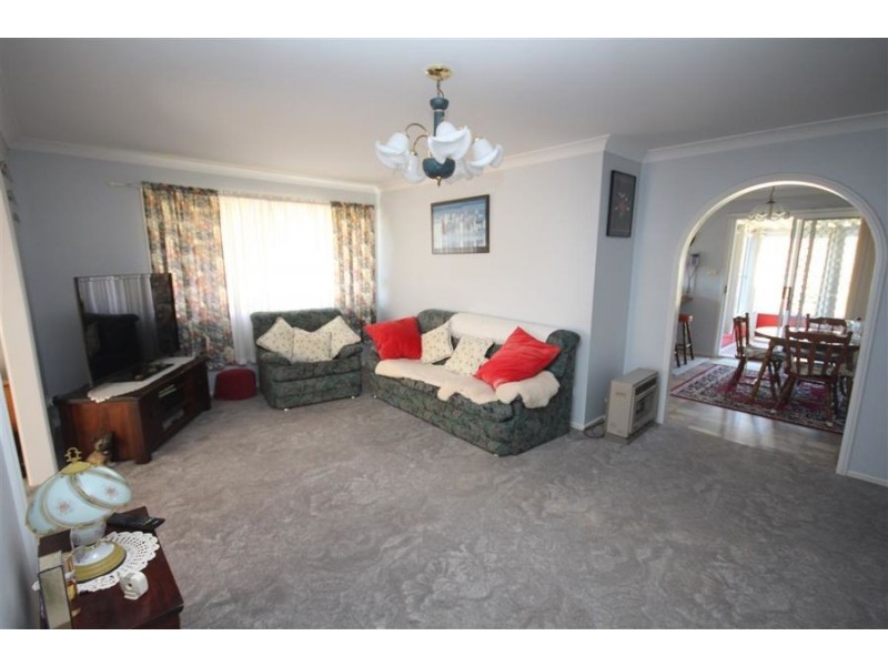 7 Logan Street, Tenterfield NSW 2372
