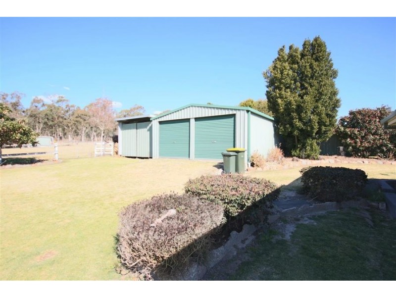 7 Logan Street, Tenterfield NSW 2372