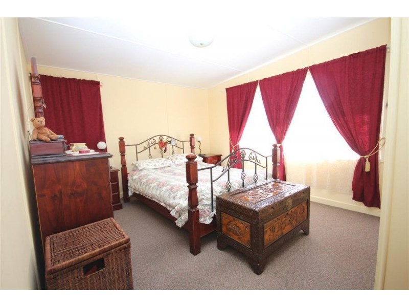 60 Bulwer Street, Tenterfield NSW 2372