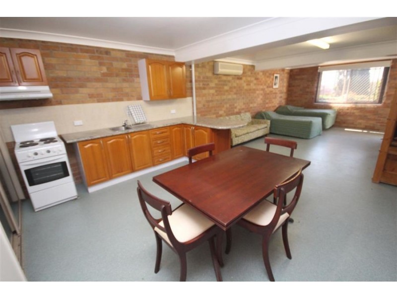 132 Pelham Street, Tenterfield NSW 2372