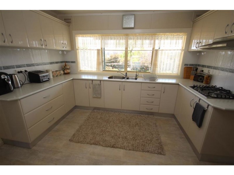 174 Manners Street, Tenterfield NSW 2372