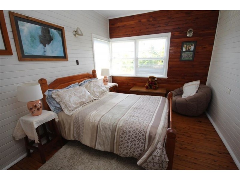 119 Wood Street, Tenterfield NSW 2372