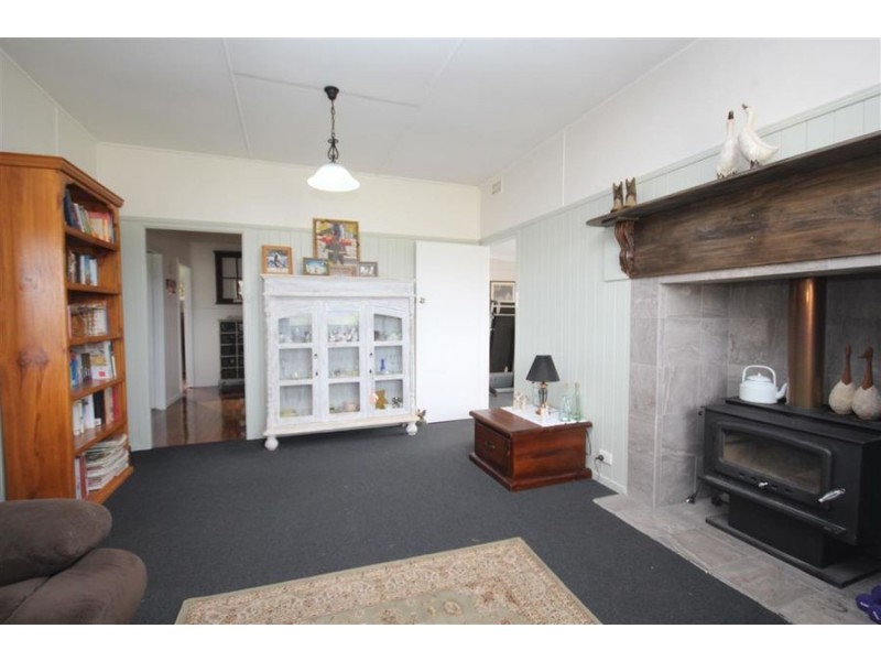 41 Clifton Street, Tenterfield NSW 2372