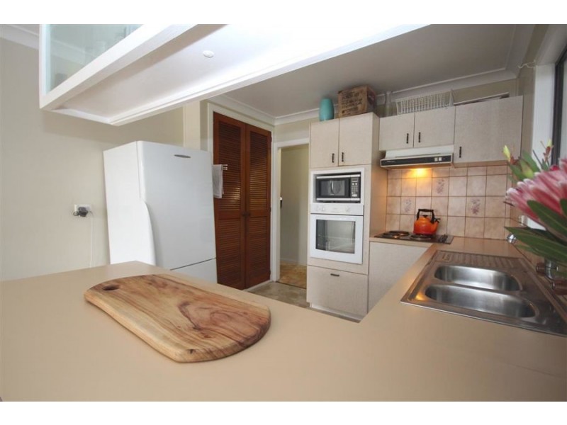 80 Logan Street, Tenterfield NSW 2372